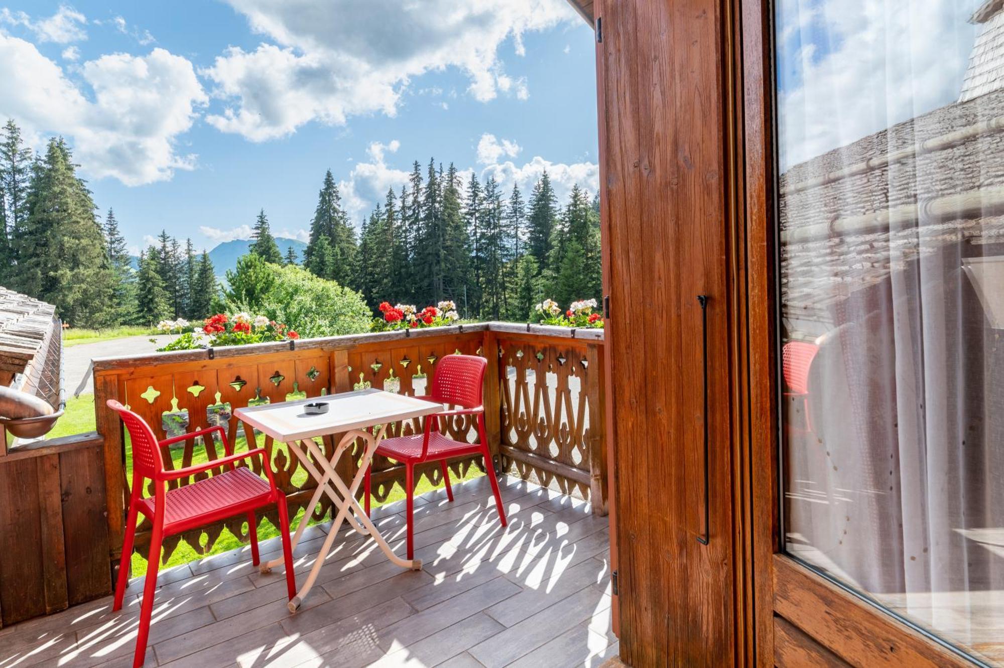 La Vieille Ferme Hotel Manigod Kültér fotó